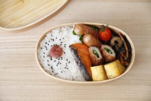 メリットもデメリットも併せ持つ曲げわっぱ弁当