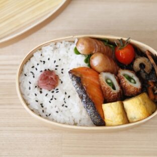 曲げわっぱ弁当のメリットとは？昔ながらのお弁当箱が持つ魅力を解説